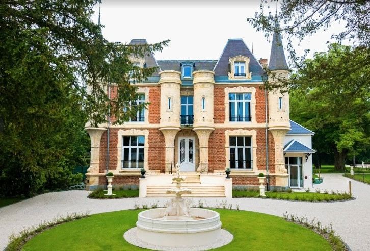 Ch&acirc;teau H&eacute;loise